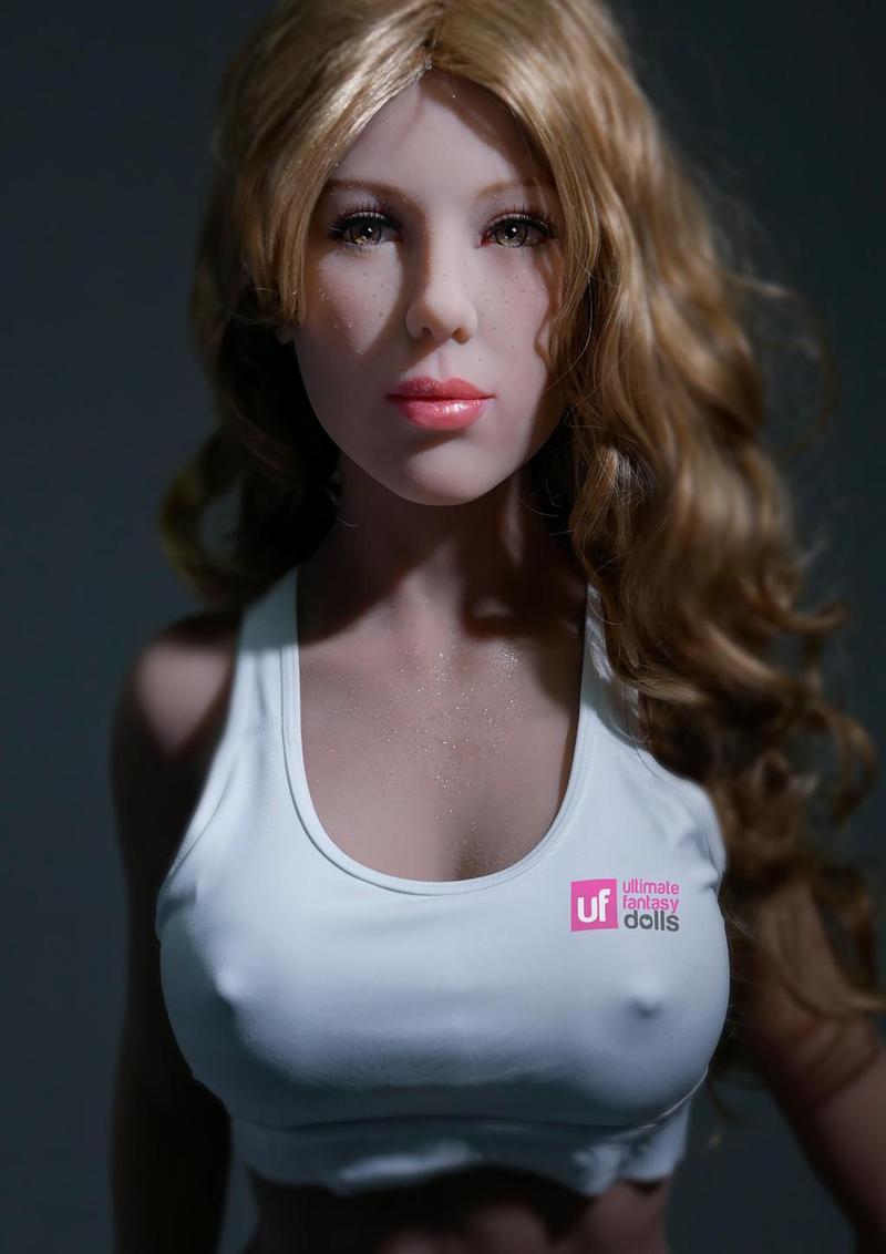 Ultimate Fantasy Posable Dolls Mandy - Vanilla